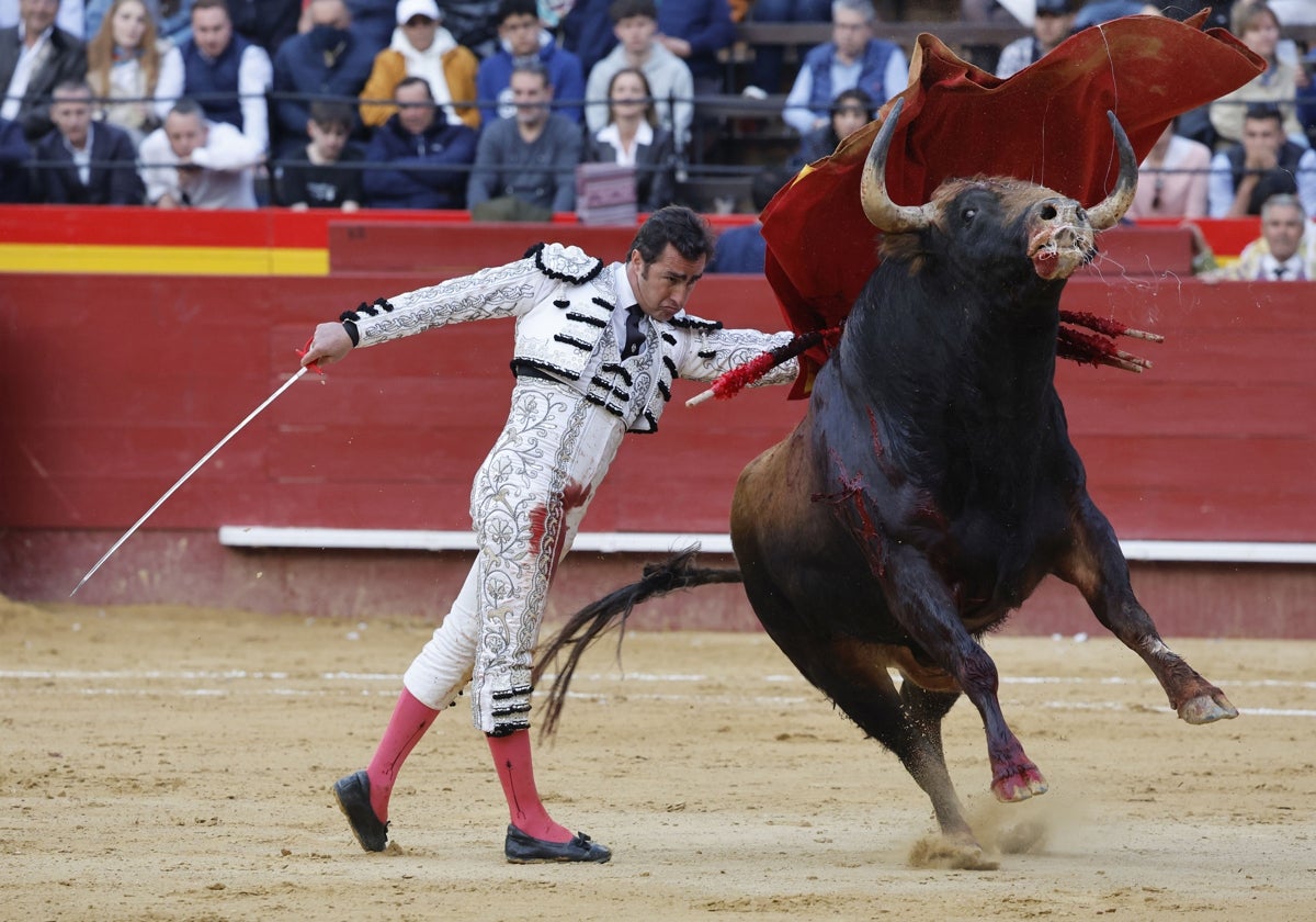 Una de las corridas de la Feria de Fallas 2024.