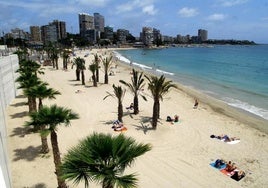 Una playa de la Comunitat, en una imagen de archivo.