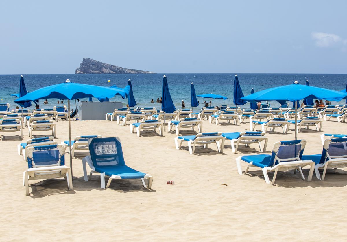 Playa de Levante Benidorm en verano.