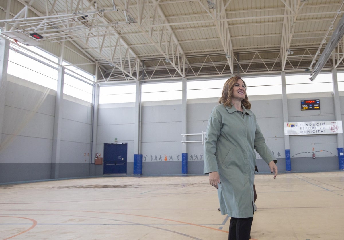 María José Catalá, en una visita al pabellón de la Malvarrosa.