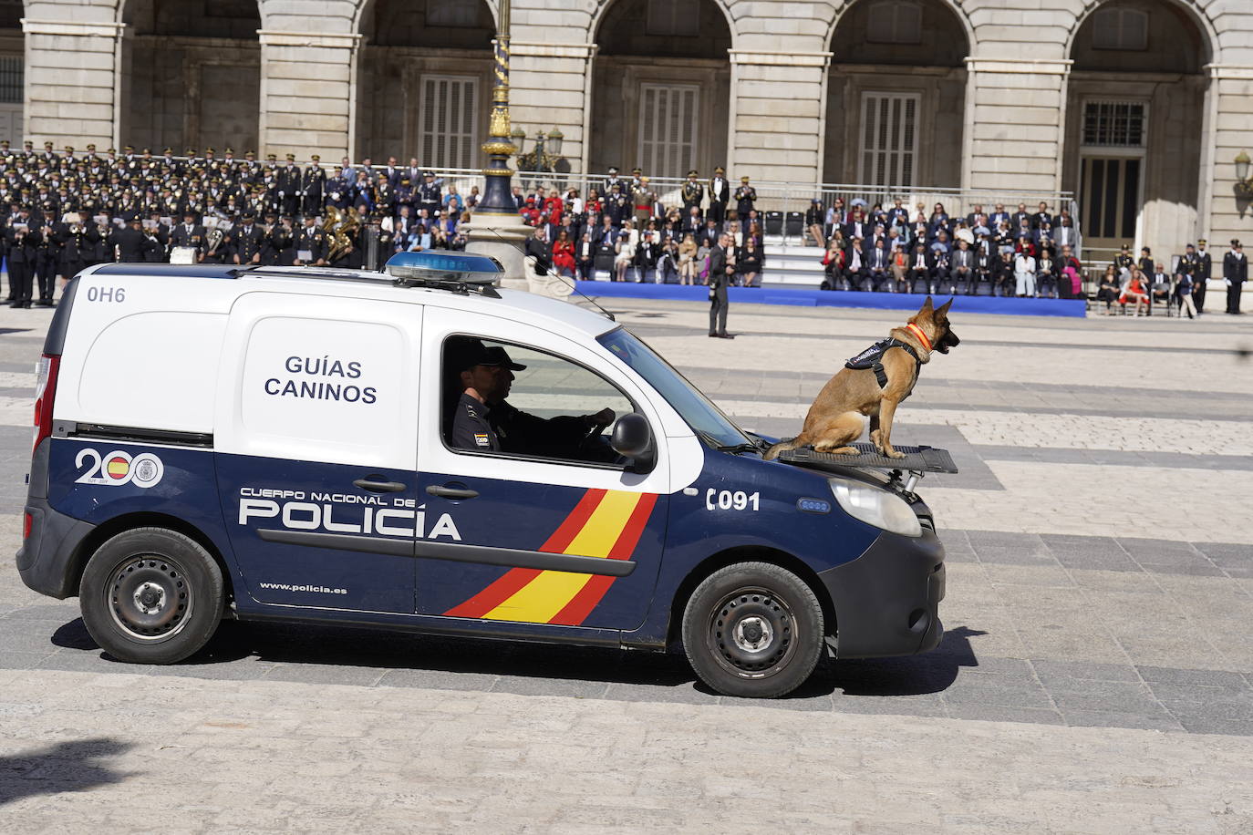 Los Reyes presiden el acto conmemorativo del Bicentenario de la Policía Nacional