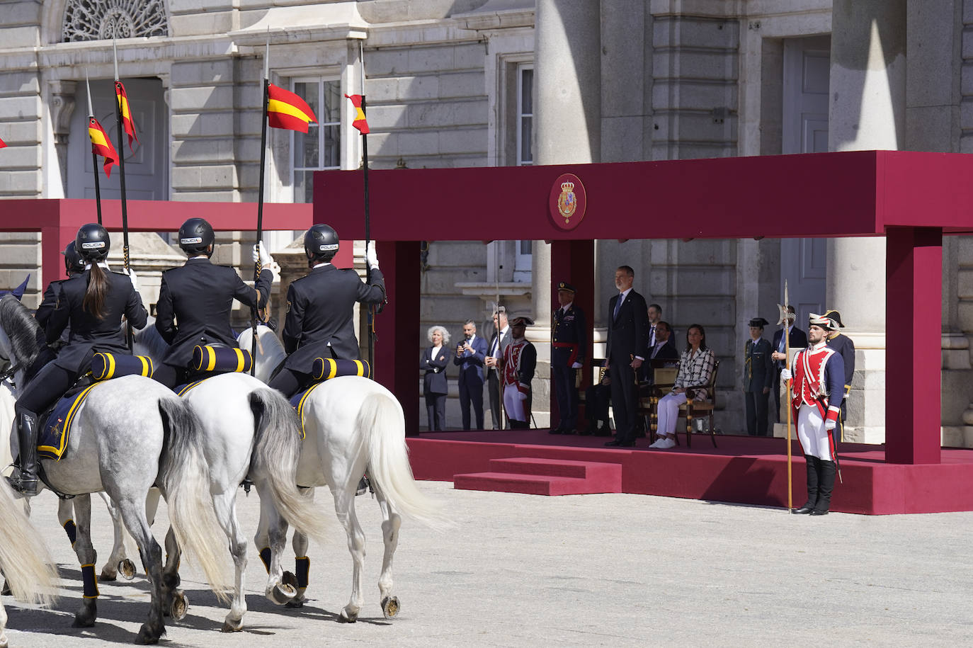 Los Reyes presiden el acto conmemorativo del Bicentenario de la Policía Nacional