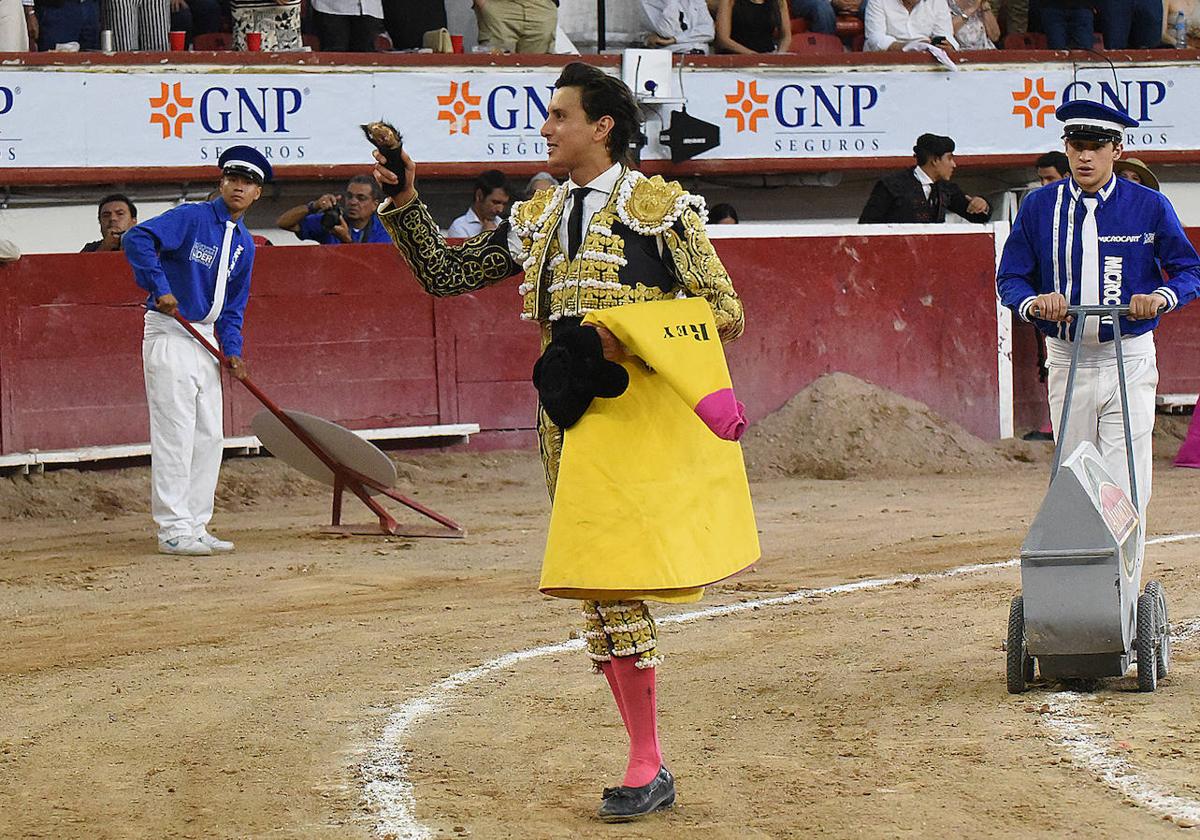 Roca Rey durante una corrida de toros. Imagen de archivo.