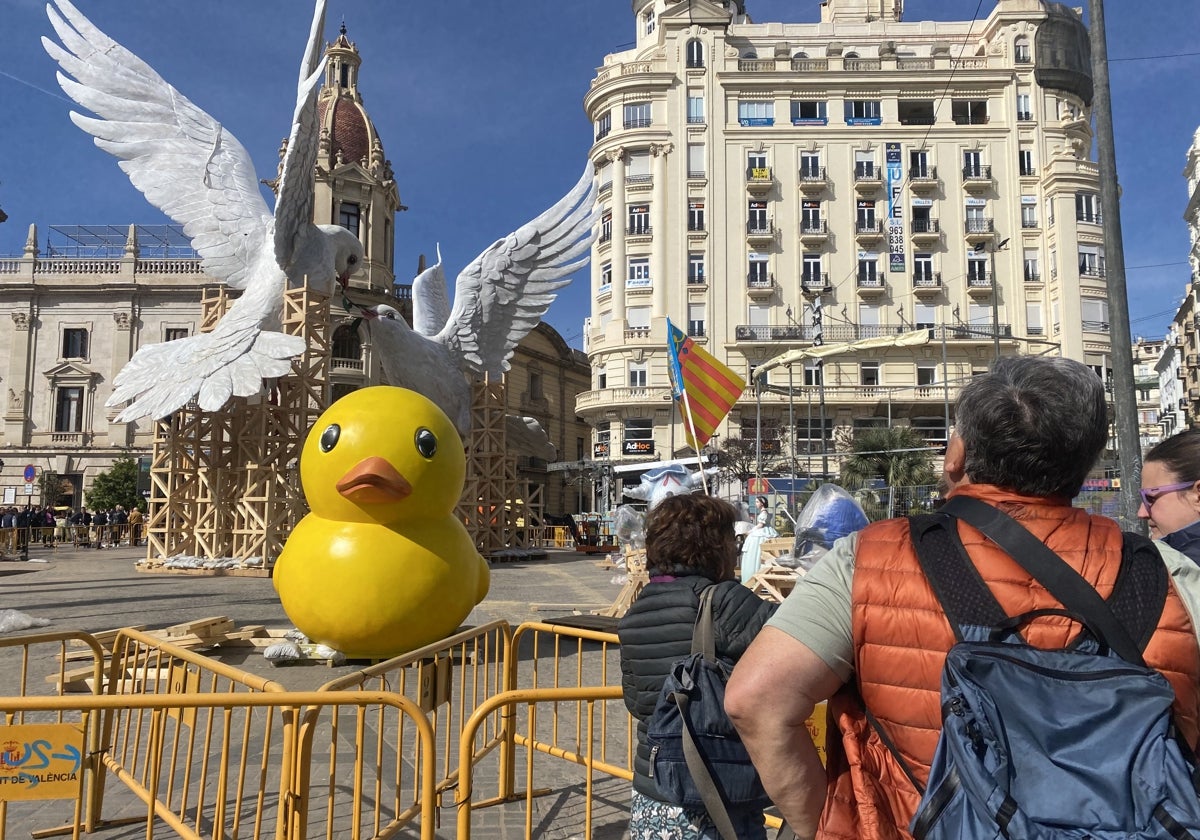 El Ayuntamiento de Valencia rechaza modificar el jurado de las fallas municipales elegidos por políticos que critica Fuset