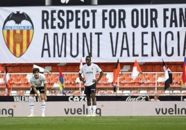 Pancarta que puso el Valencia en los partidos con la grada cerrada.