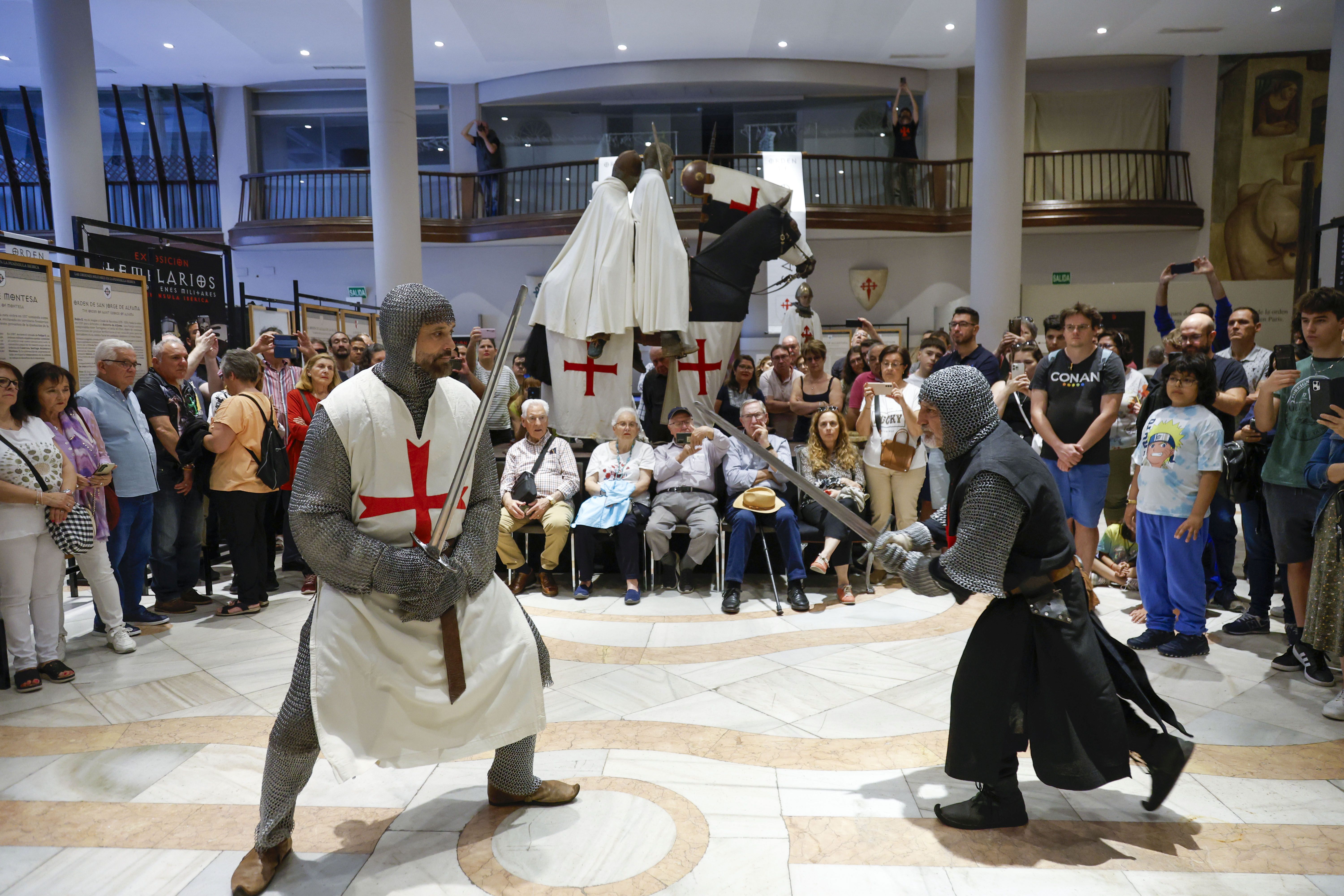 Espadas en alto: Lucha de templarios en Valencia