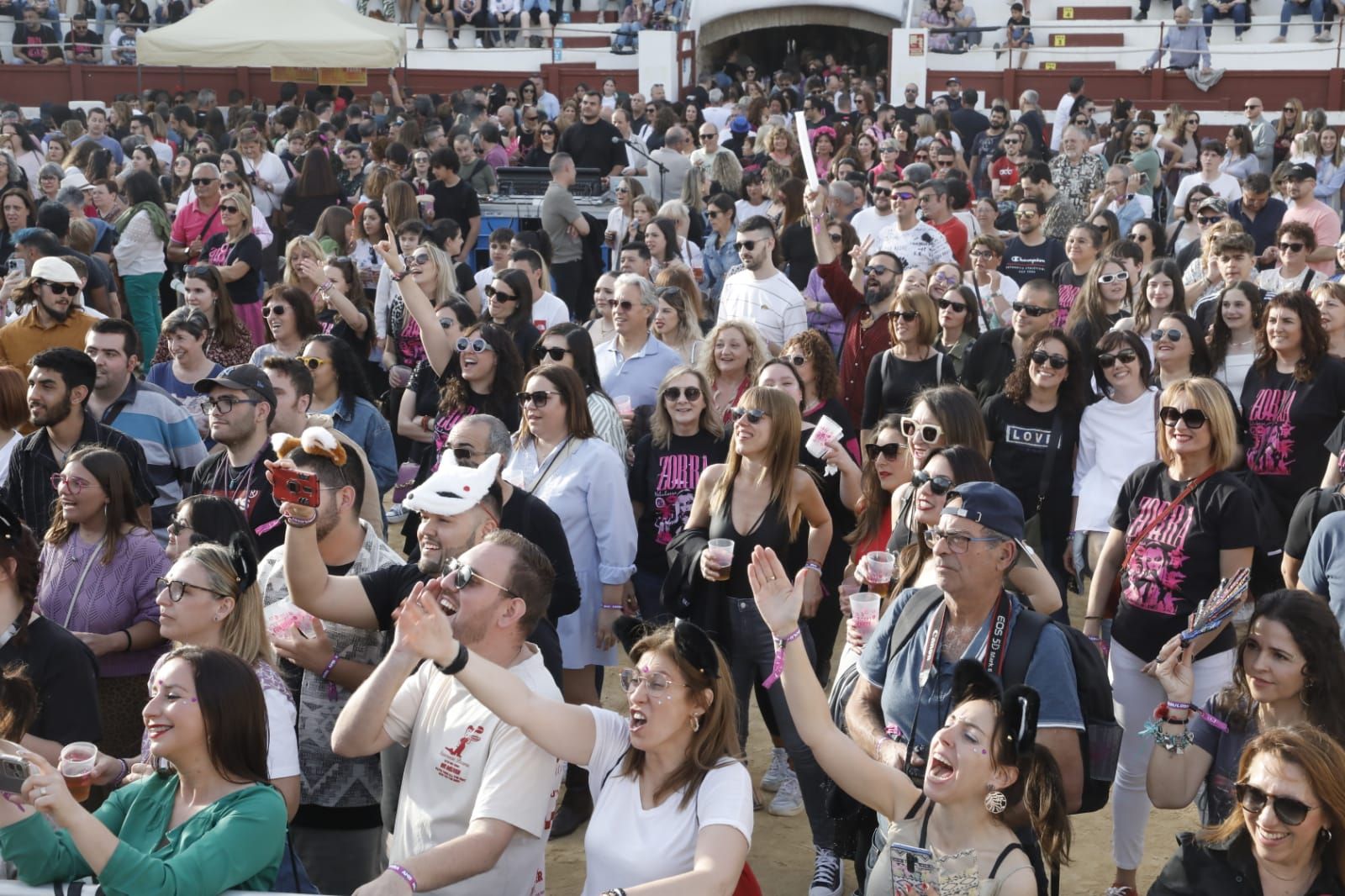La fiesta en Ondara para impulsar a Nebulossa a ganar Eurovisión