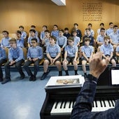 Las voces blancas que cantan a la Mare de Déu