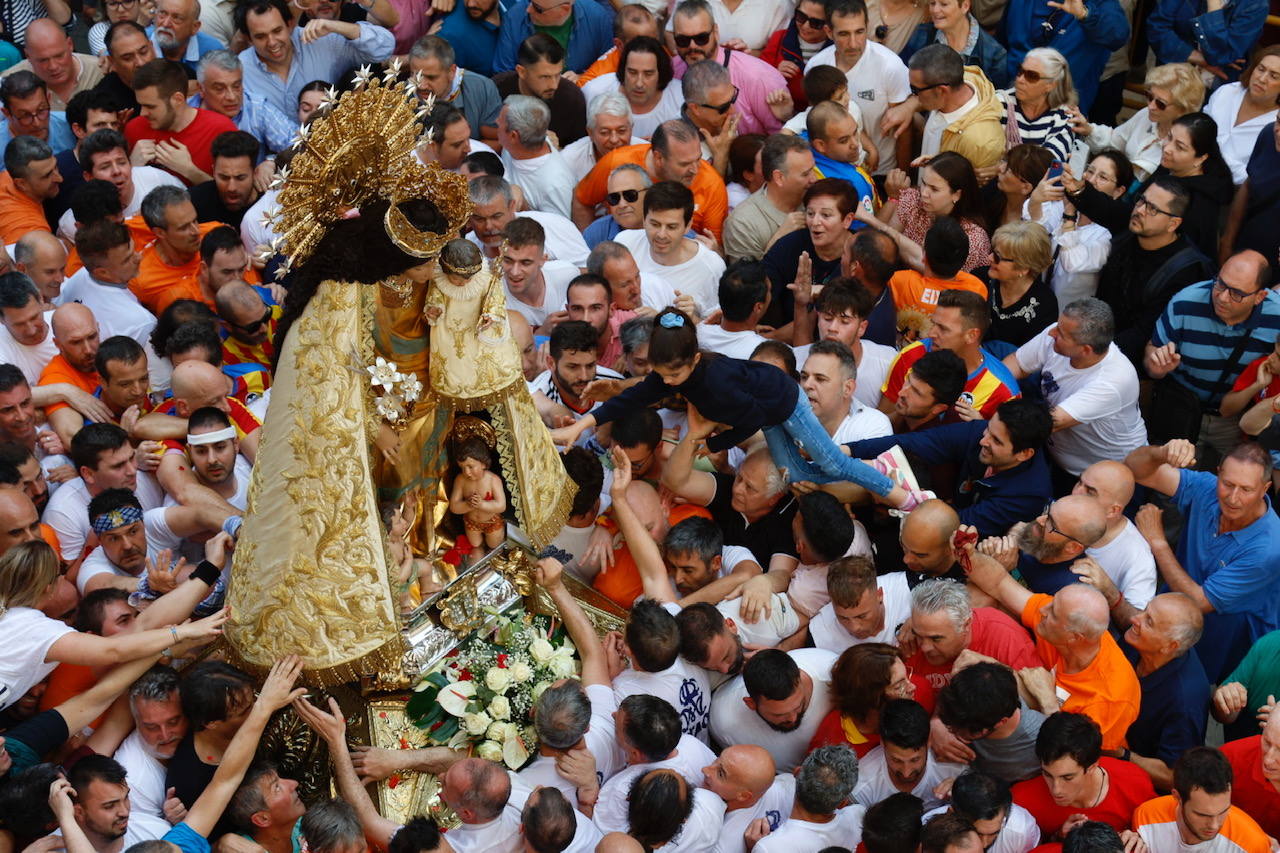 El Traslado de la Virgen desde la Basílica hasta la Catedral, en imágenes