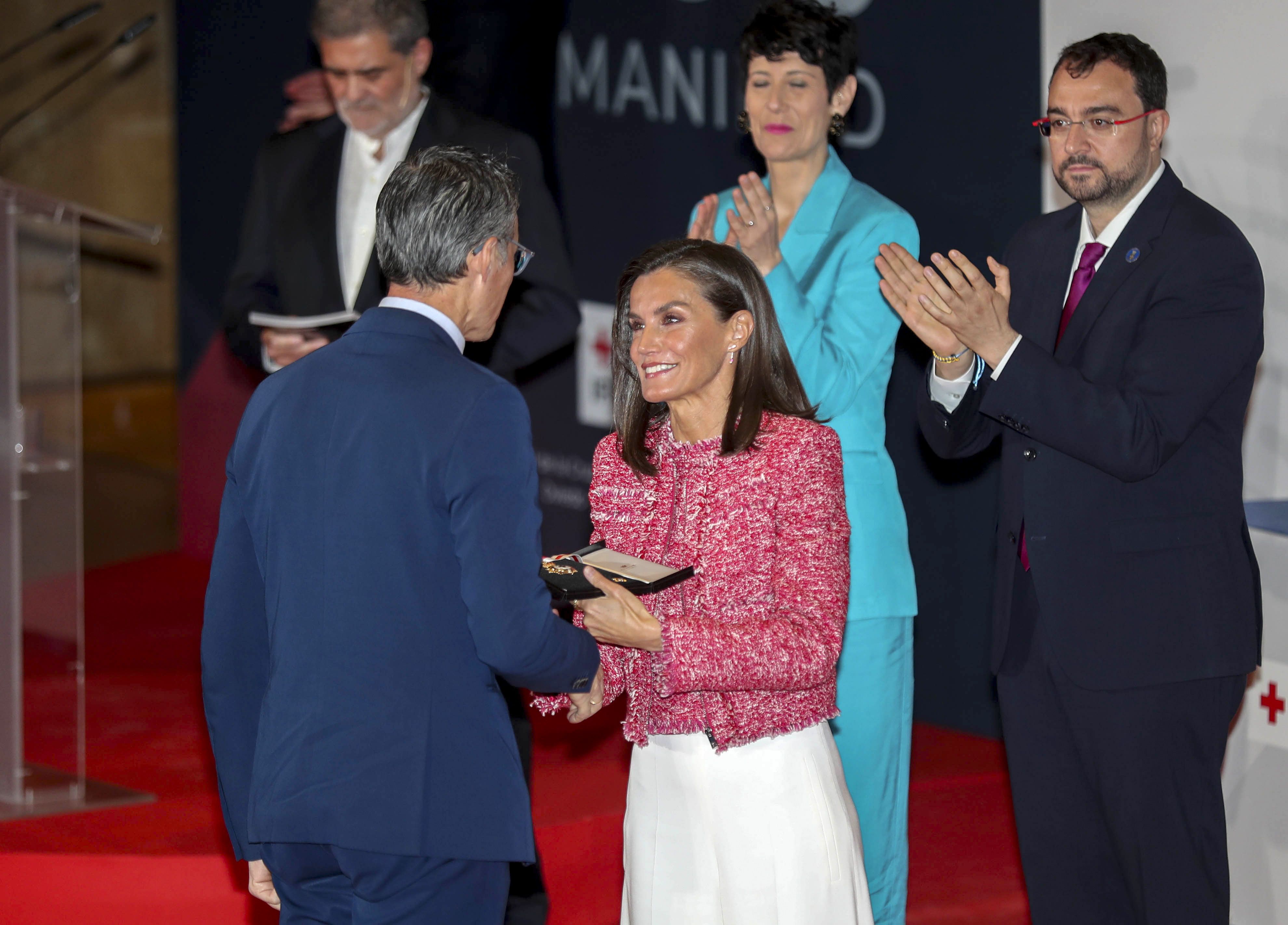 Letizia preside en Oviedo el acto del Día Mundial de la Cruz Roja