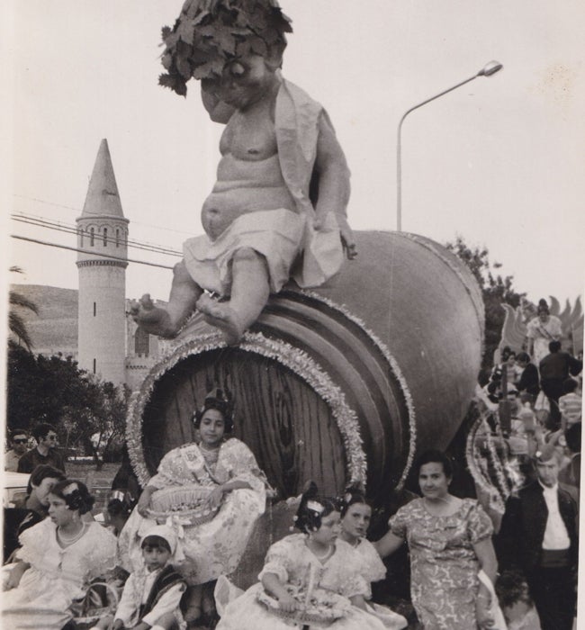 Un desfile de carrozas.