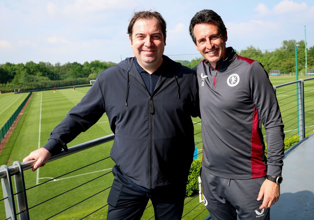 Damiá Vidagany, junto a Unai Emery en las instalaciones del Aston Villa.