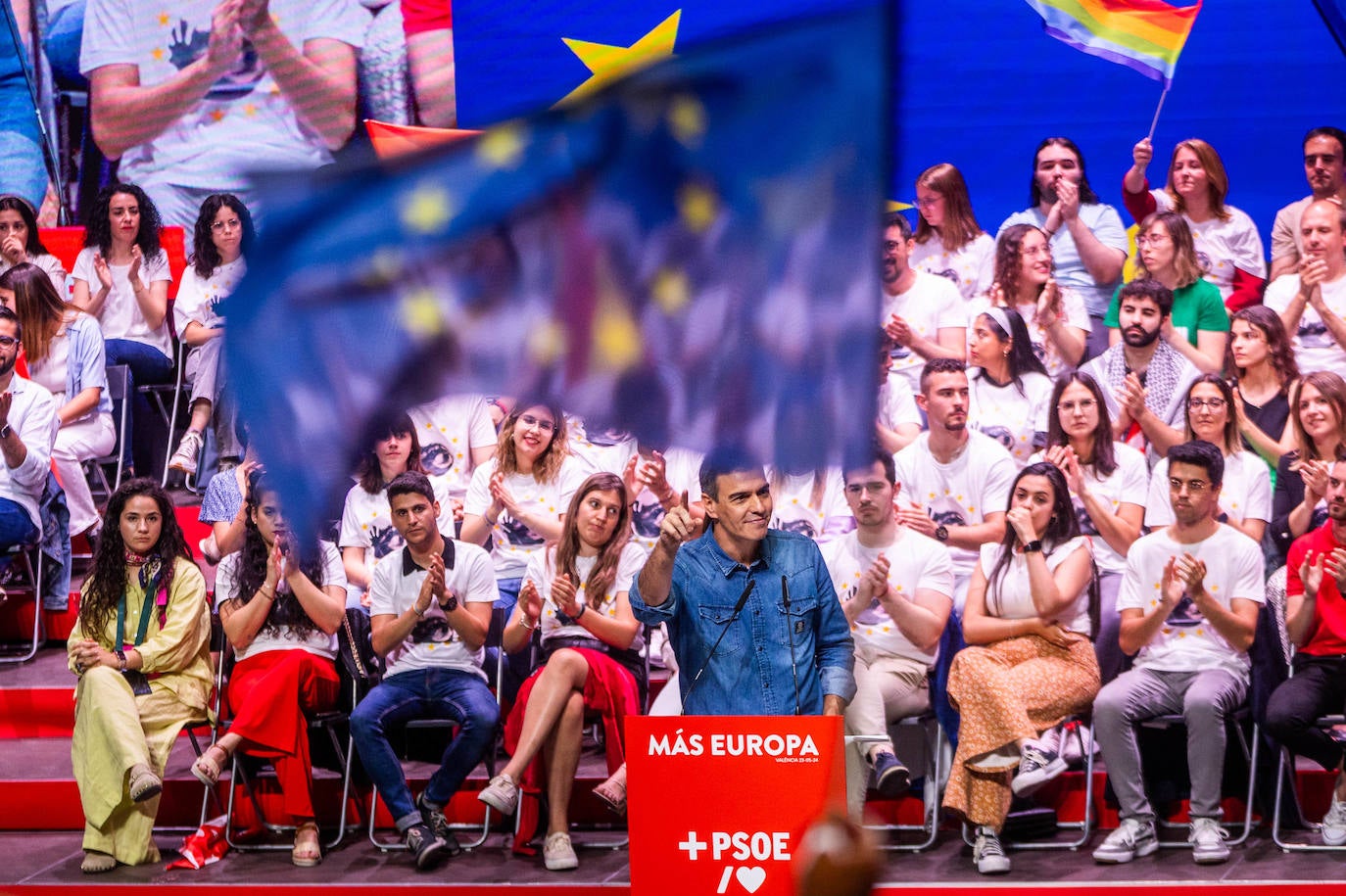 Las imágenes del miting de Pedro Sánchez en Valencia