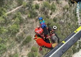 Captura de pantalla del vídeo del rescate en el Barranc de l'Infern.