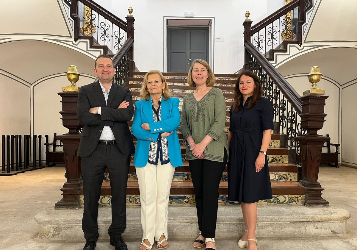 Jorge Corrales, director general de Cedro; Carme Riera, presidenta de Cedro; Tracey Armstrong, presidenta de IFRRO; y Anita Huss-Ekerhult, secretaria general de IFRRO, han presentado este lunes el congreso internacional que se celebrará en Valencia.