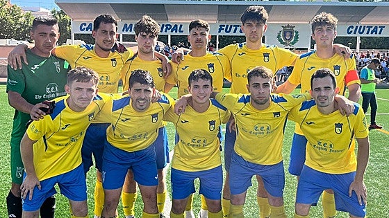 El CD Dénia B regresa de Castalla con un empate a dos