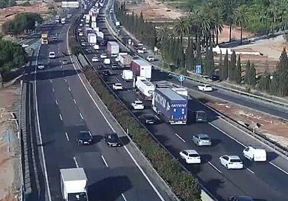 Atascos en la A-7 este miércoles