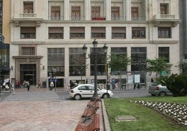 Fachada del Ateneo Mercantil de Valencia.