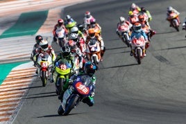 Una carrera de Superbike en el circuito de Cheste.