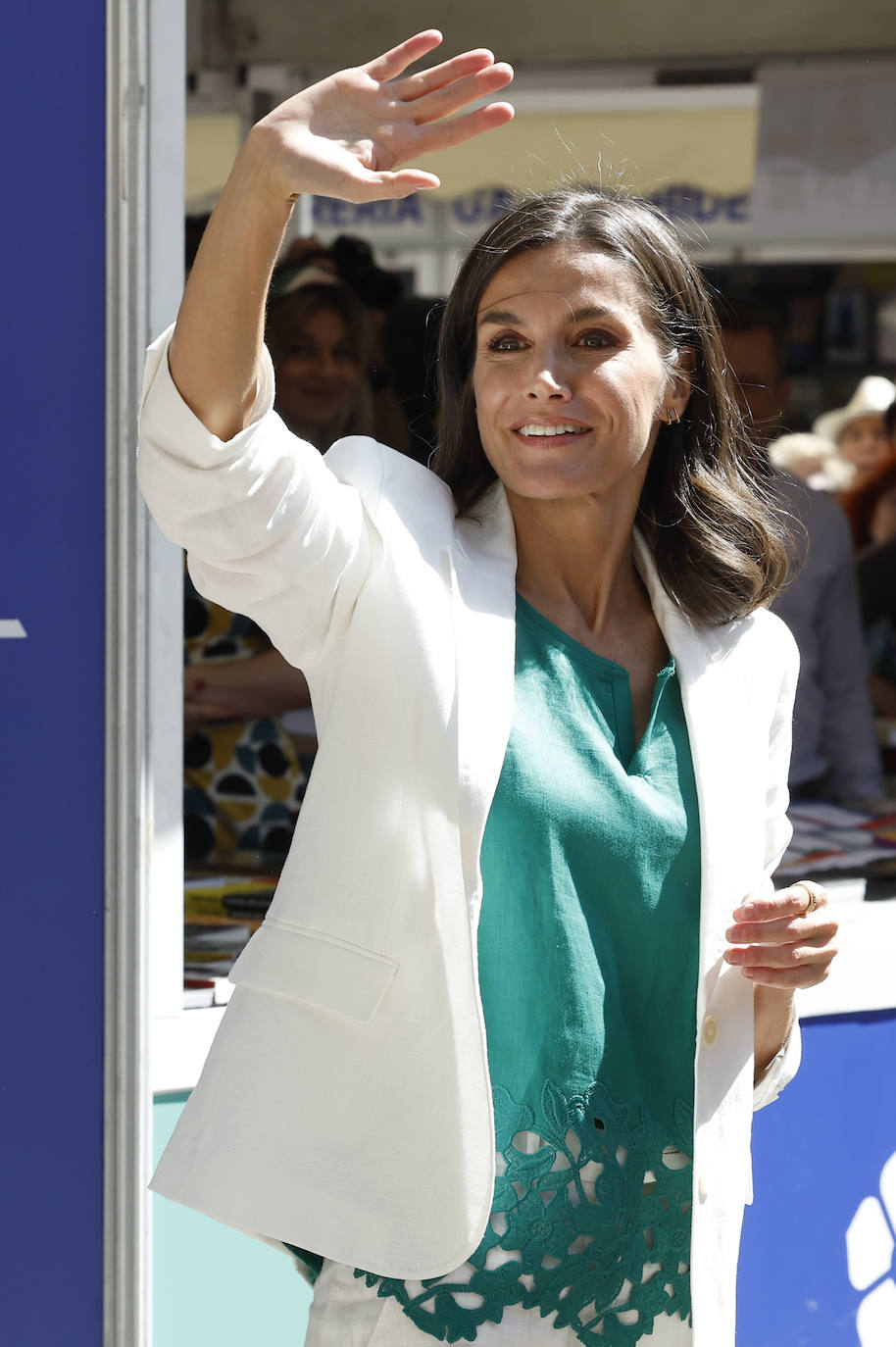 La reina Letizia inaugura la Feria del Libro de Madrid