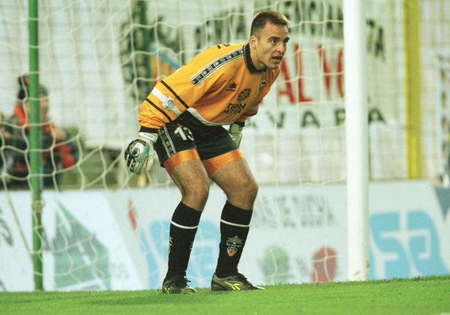 Jorge Bartual durante un partido entre el Valencia y el Anderlech en 1999.