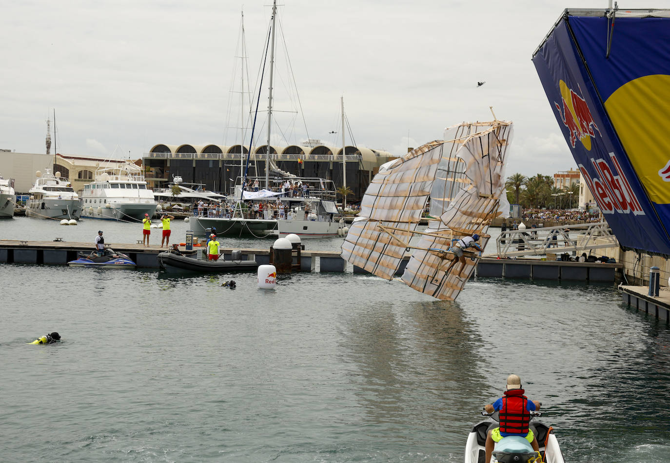 Valencia, capital mundial del Día de las Alas