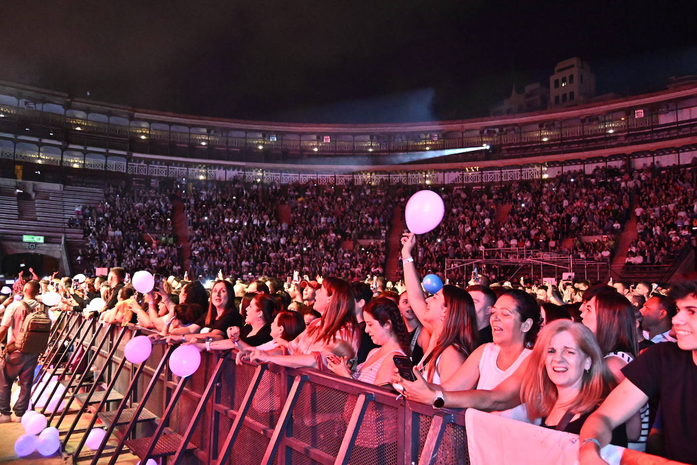 Valencia vibra al ritmo de Bisbal en una noche mágica