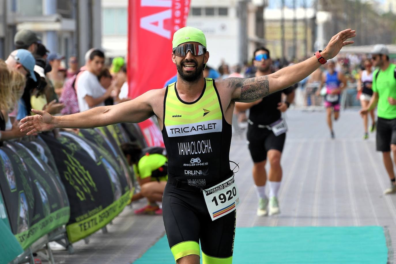 Búscate en el Triatlón 2024 de Valencia