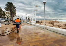 Imagen de archivo de la playa de Urbanova.