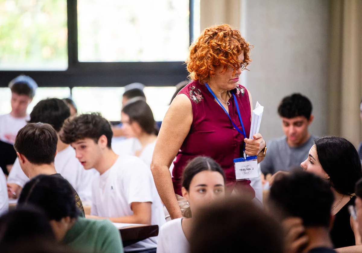 Así ha sido el primer examen de la selectividad valenciana: los riesgos de la IA y a elegir entre García Lorca y Buero Vallejo