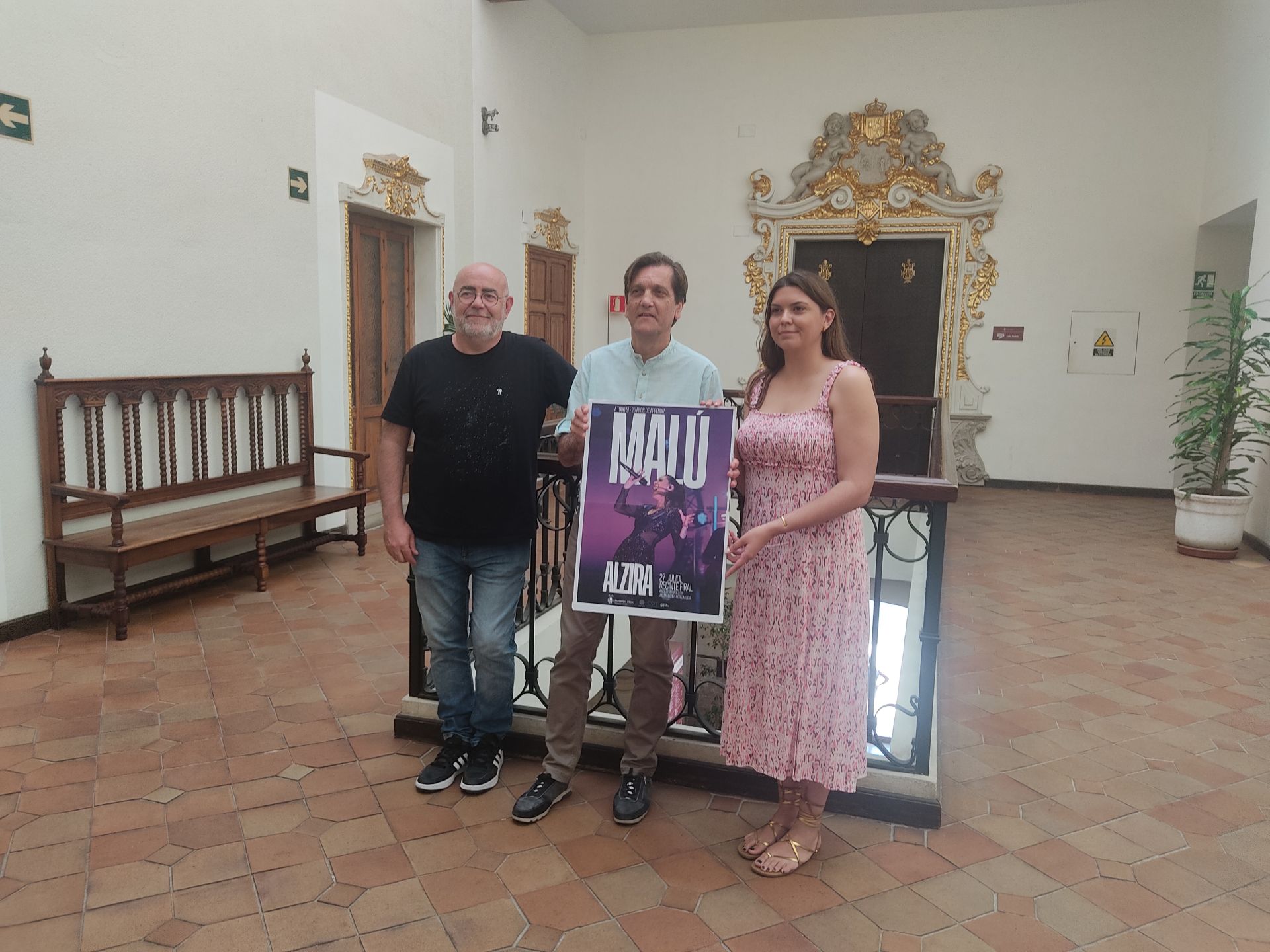 Presentación de uno de los carteles de las fiestas.