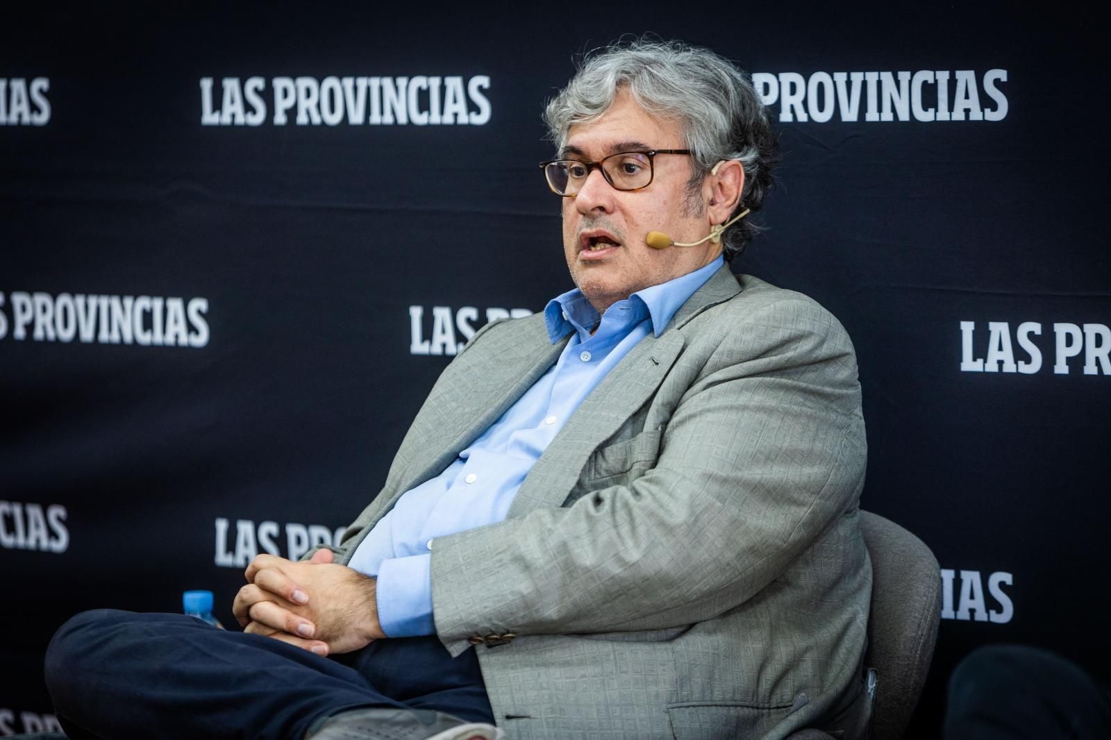 Juan Manuel de Prada, en el aula LAS PROVINCIAS