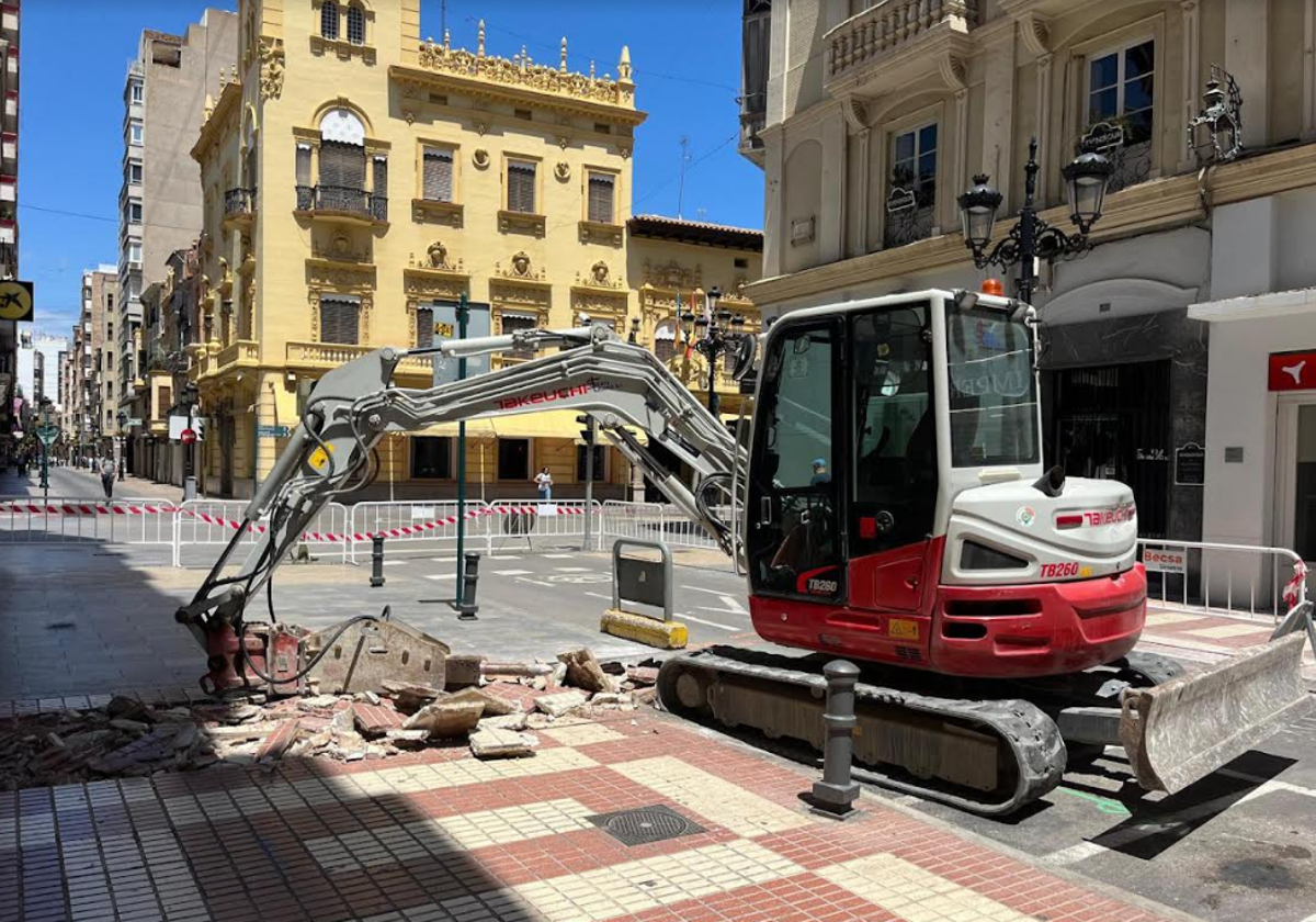 Comienzan las obras de la Zona de Bajas Emisiones en la calle Trinidad