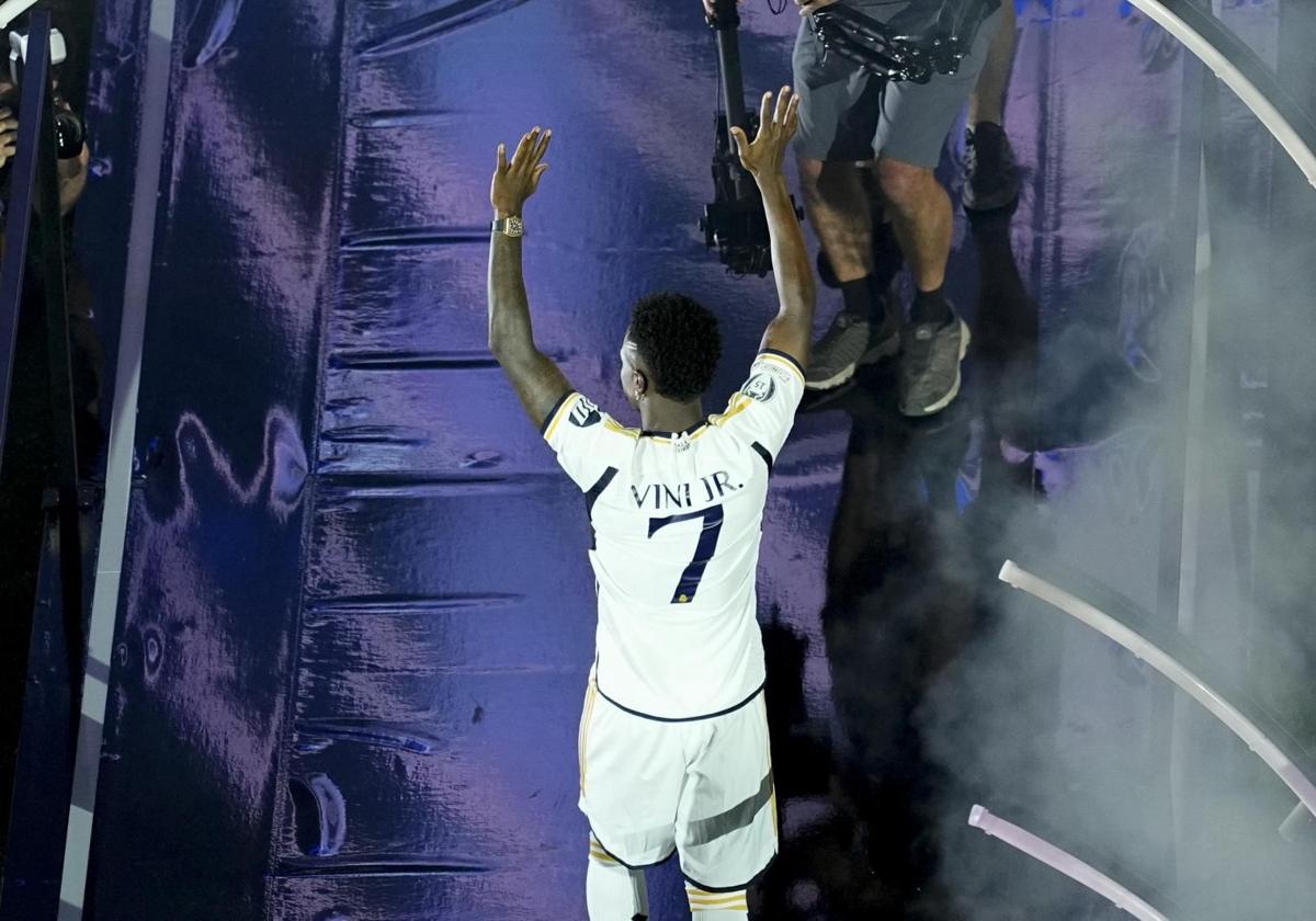 Vinicius, en la celebración de la Champions del Madrid.