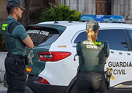 Agentes de la Guardia Civil.