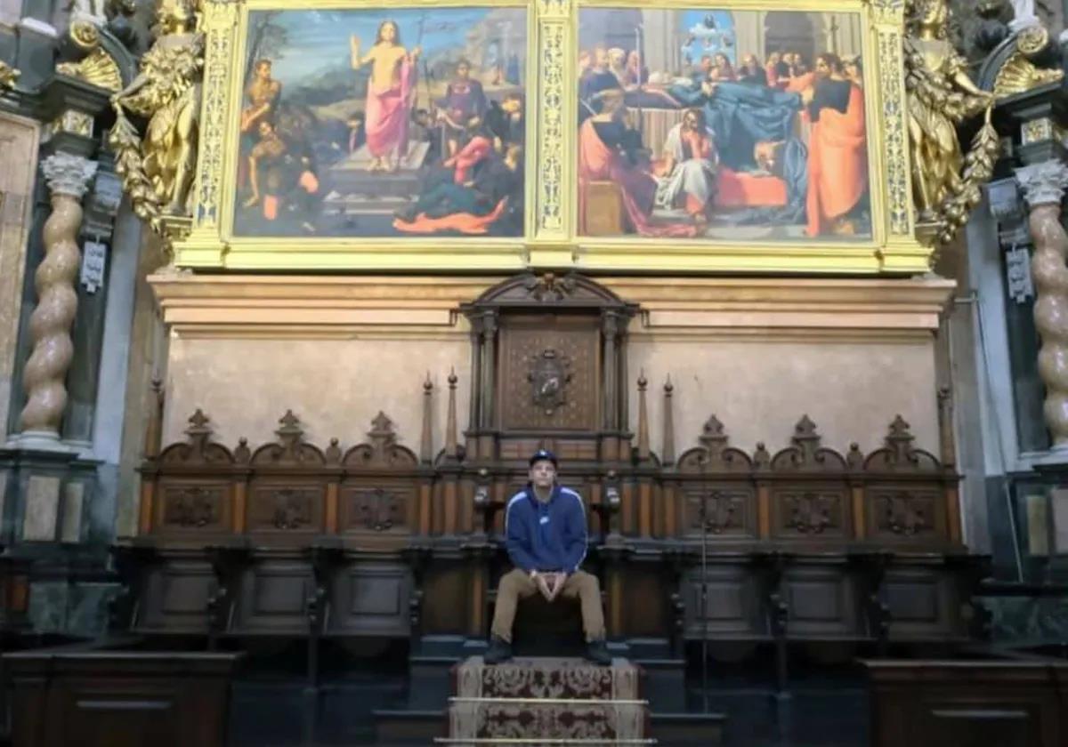 El Bola, en la grabación en la Catedral de Valencia.
