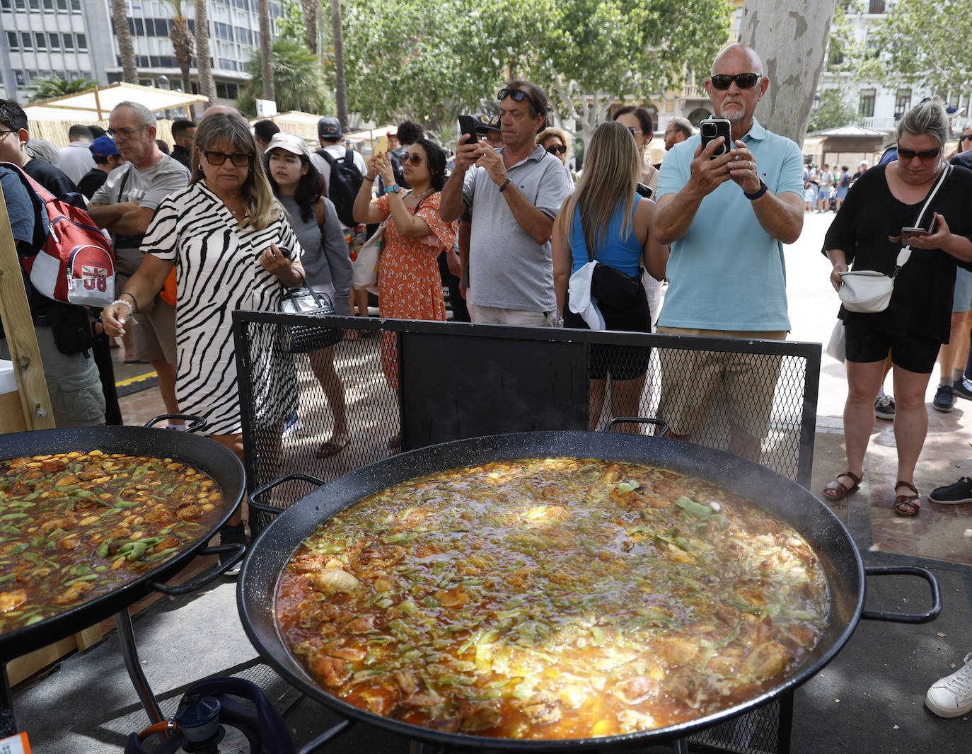 Fotos del festival Tastarros en la plaza del Ayuntamiento de Valencia