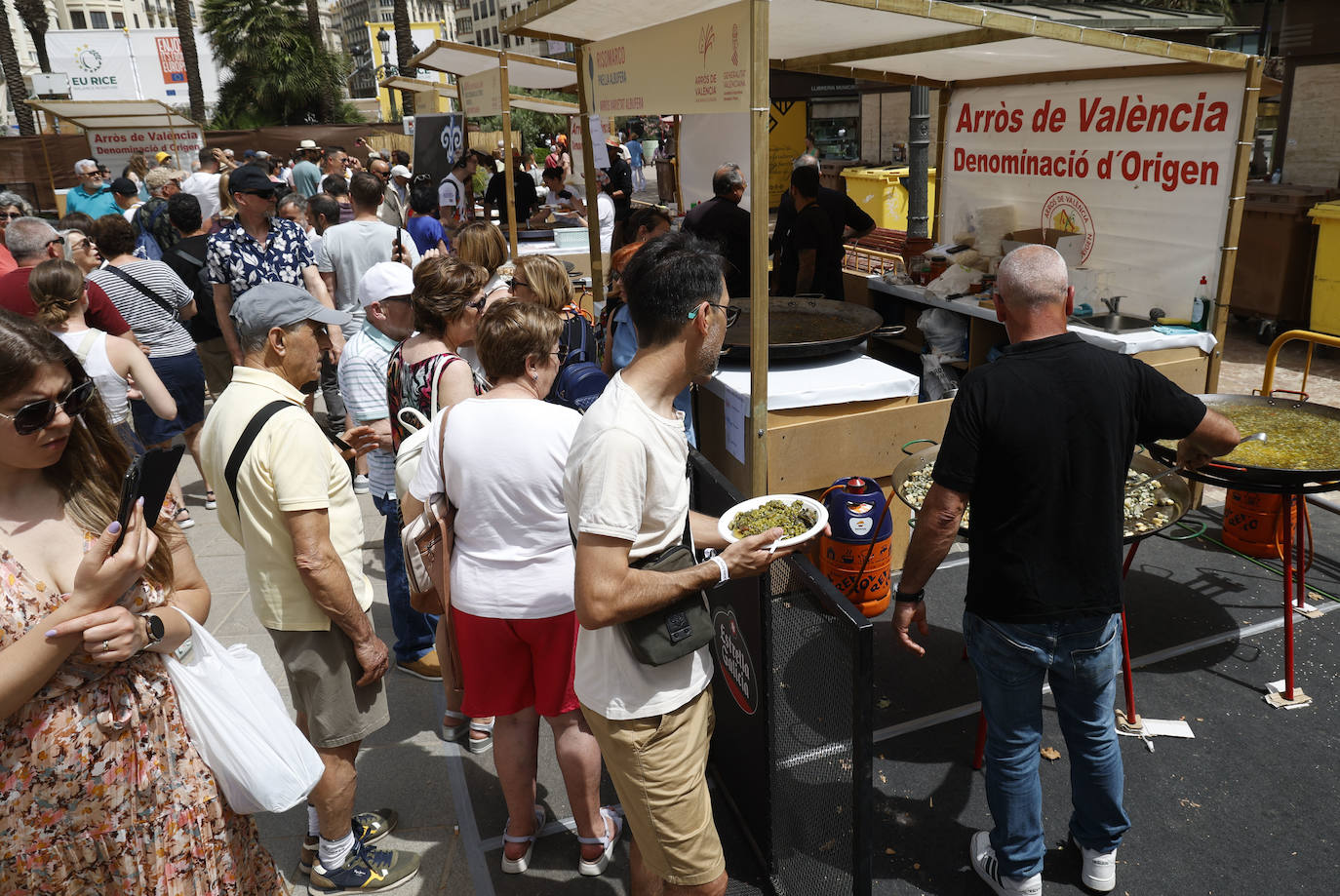 Fotos del festival Tastarros en la plaza del Ayuntamiento de Valencia