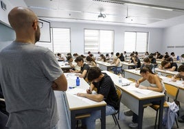 Estudiantes durante una prueba del selectivo.