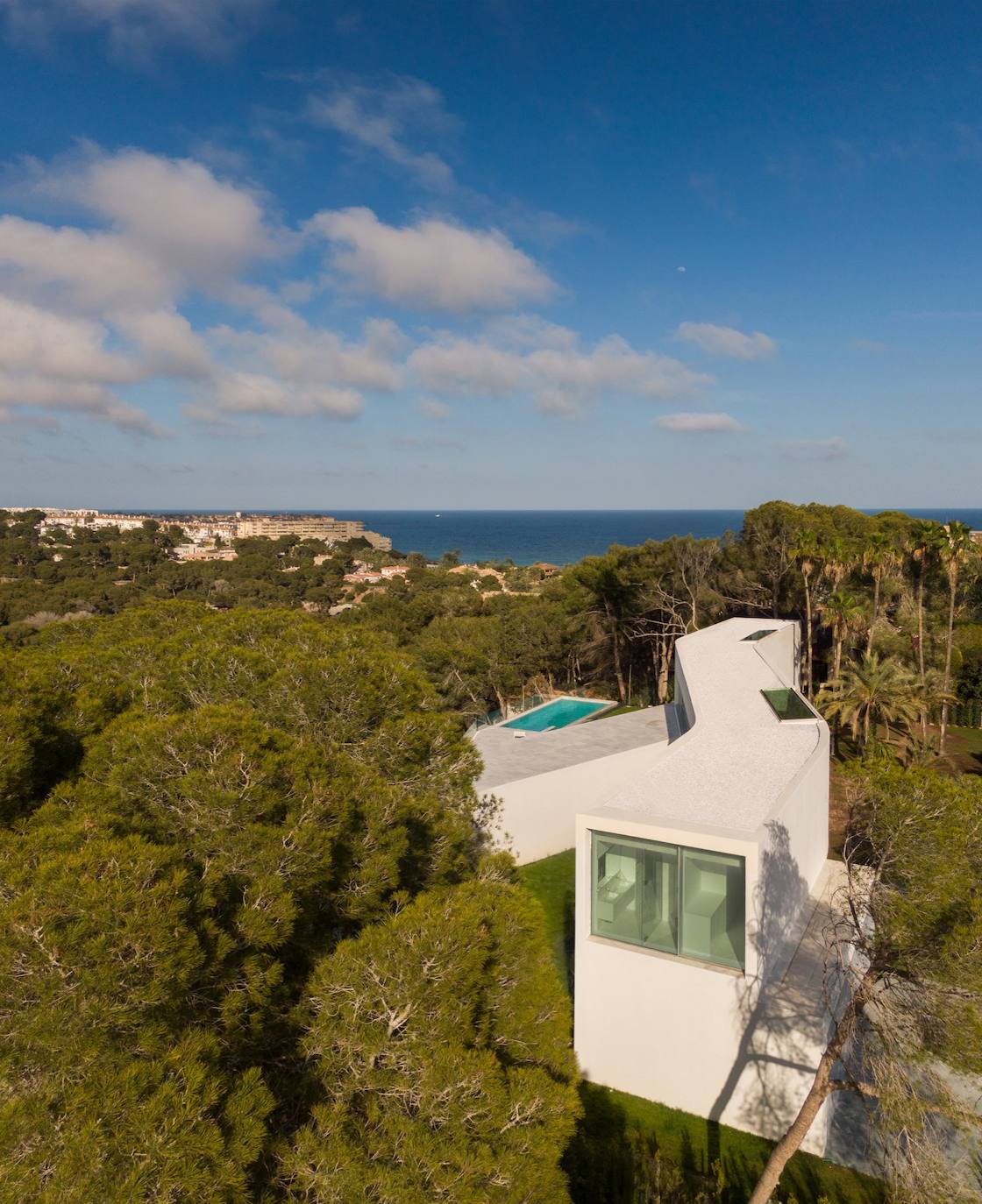 Casa Sabater, la vivienda que simula la subida a una ermita