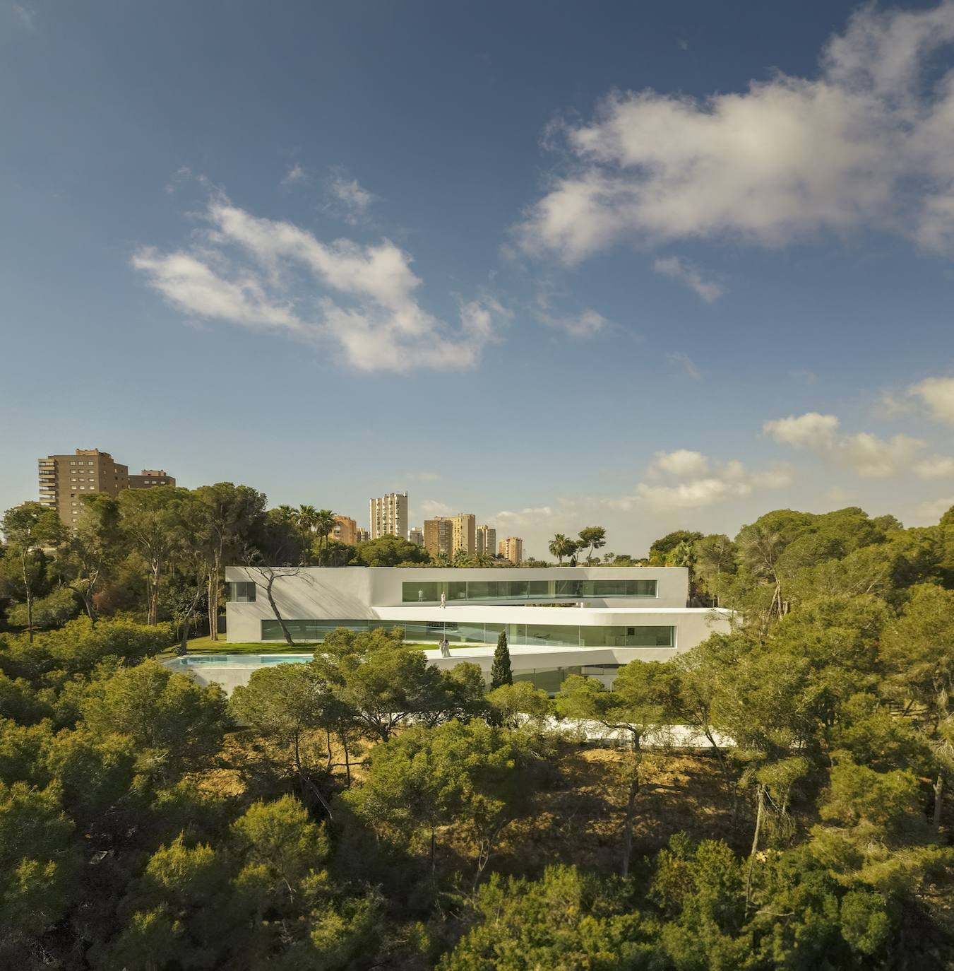 Casa Sabater, la vivienda que simula la subida a una ermita