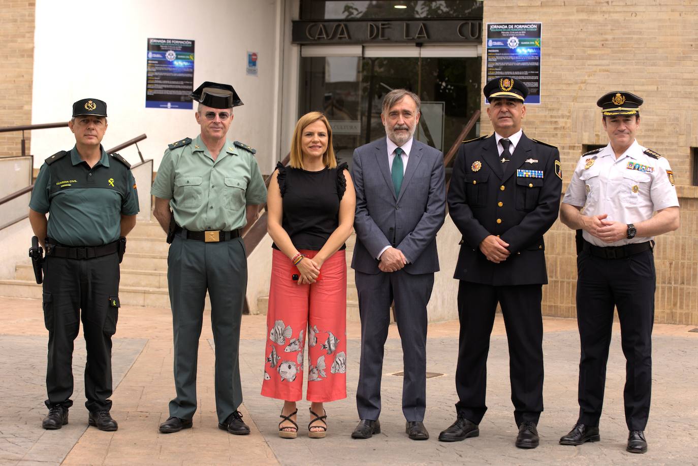 Autoridades en la jornada de seguridad.