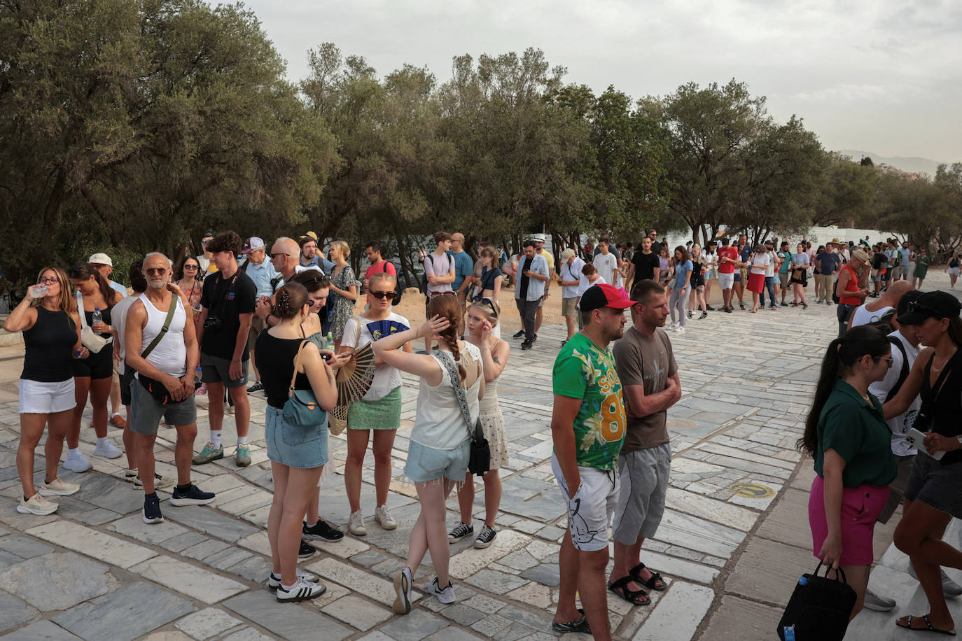 Fotos: la primera ola de calor del verano invade Grecia