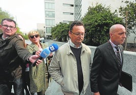 Augusto César Tauroni, en las puertas de la Ciudad de la Justicia.