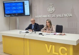 Los concejales Santiago Balelster y Mónica Gil, en la presentación de los actos de la Feria de Julio.