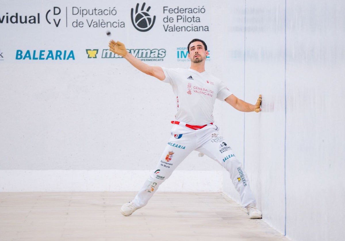 Marc Giner, en la parte del resto durante su semifinal del Individual en Vilamarxant.