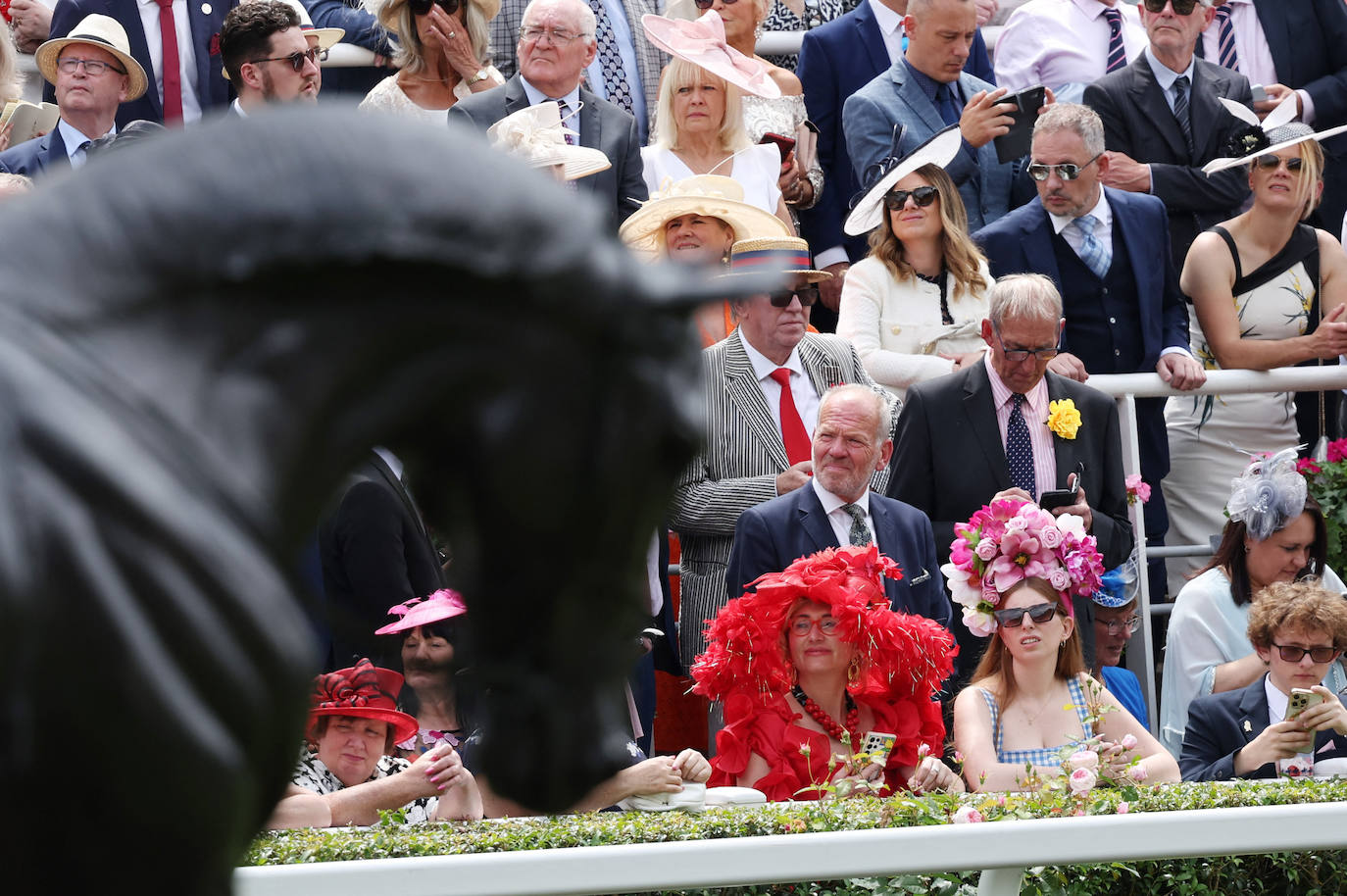 Las carreras de Royal Ascot vuelven a reunir a la élite inglesa y a sus tocados