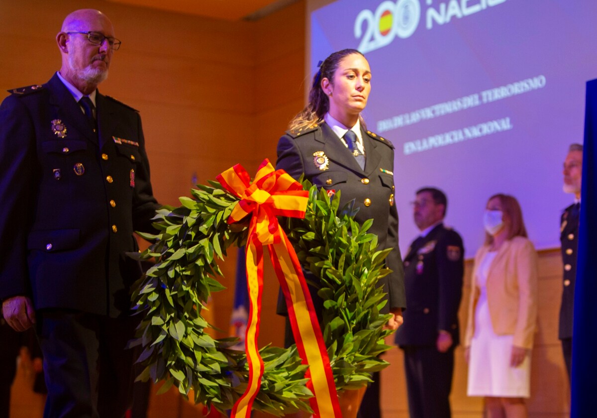 En memoria de los policías valencianos víctimas del terrorismo