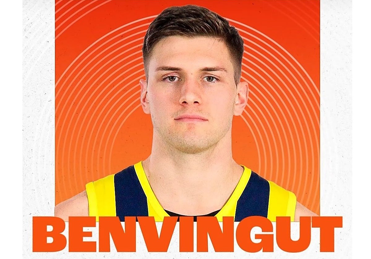 El anuncio del fichaje por parte del Valencia Basket.