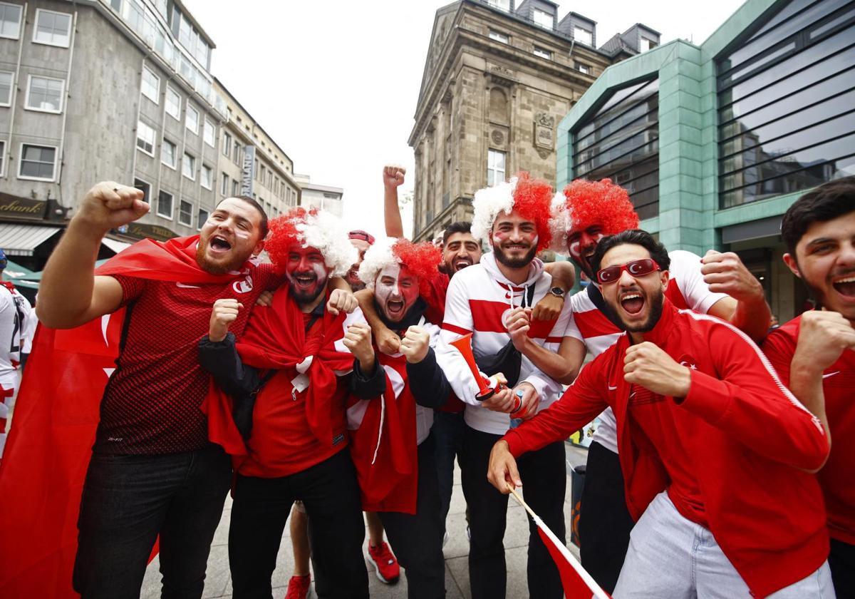 Hinchas de Turquía en la Euro 2024.